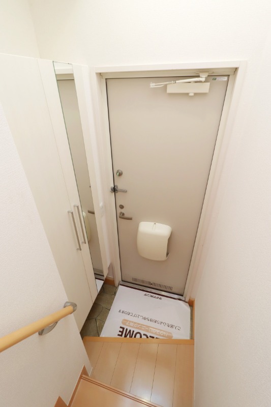 玄関　図面と現状に相違がある場合には現状を優先