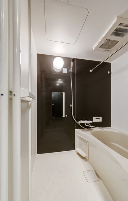 バス・シャワールーム　※別部屋の参考写真です。