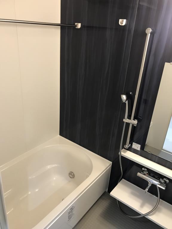 バス・シャワールーム　ゆったり過ごせるお風呂です