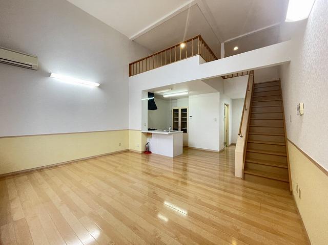 居室・リビング　リビング２