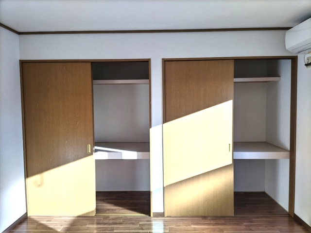 収納　洋室６帖の収納