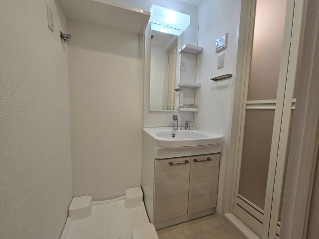 洗面設備　CREST TAPP東別院