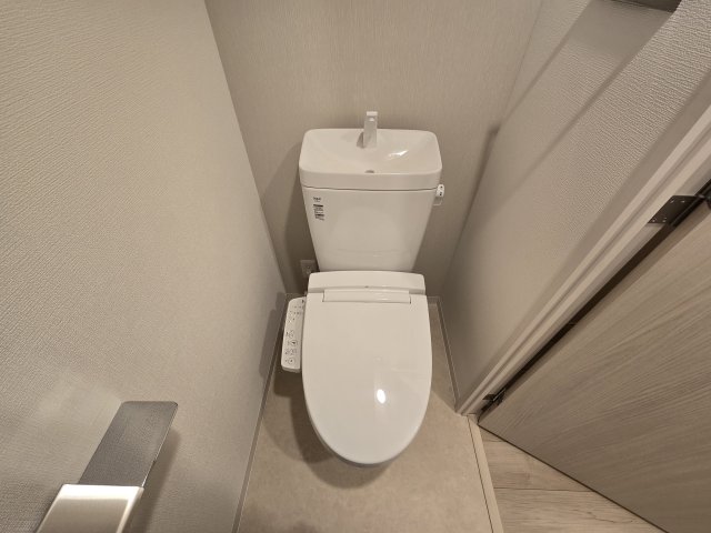 トイレ　CREST TAPP東別院