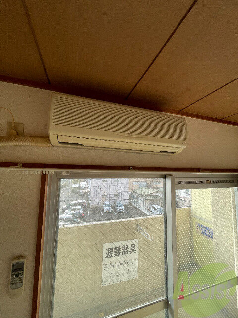 その他設備　エアコン設置済みです。これからの時代は欠かせませんよ。