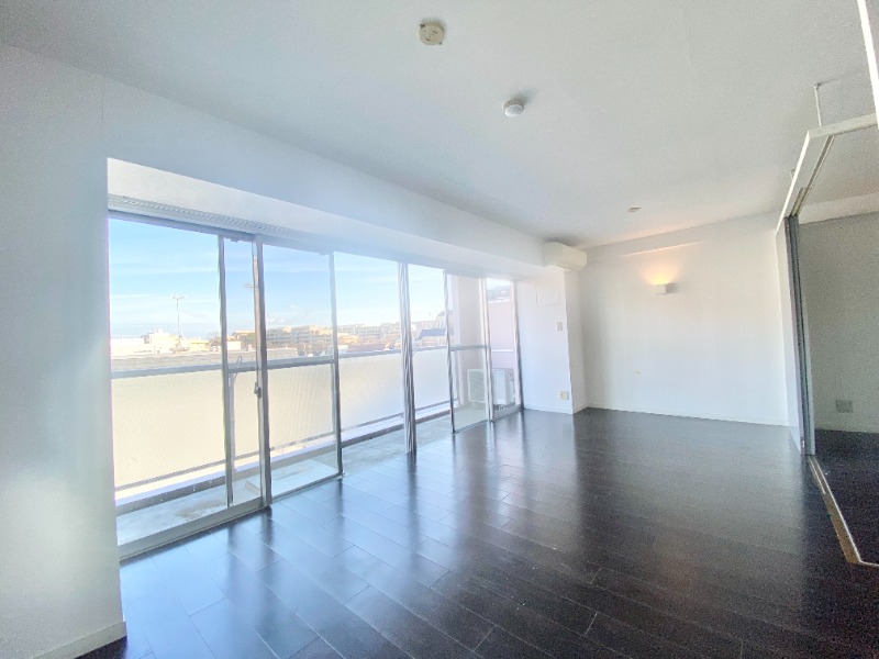 居室・リビング　１２．３帖のリビングです♪