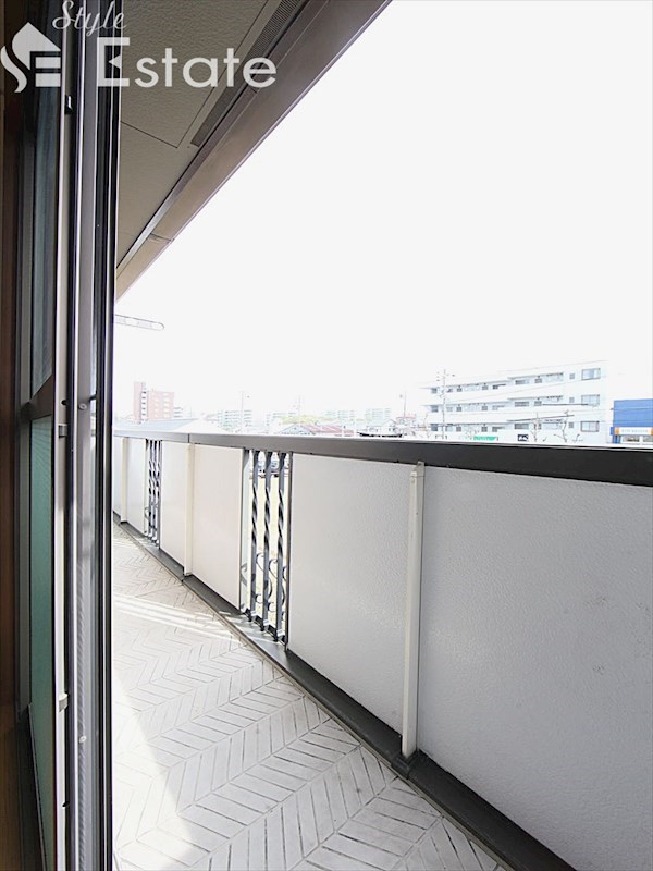 バルコニー　バルコニー