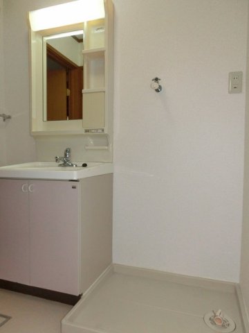 洗面設備　忙しい朝には欠かせない洗面所です