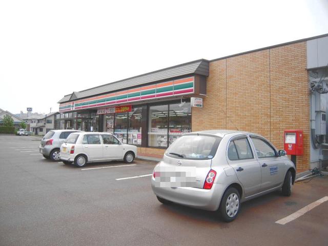 コンビニ　セブンイレブン（コンビニ）まで933m