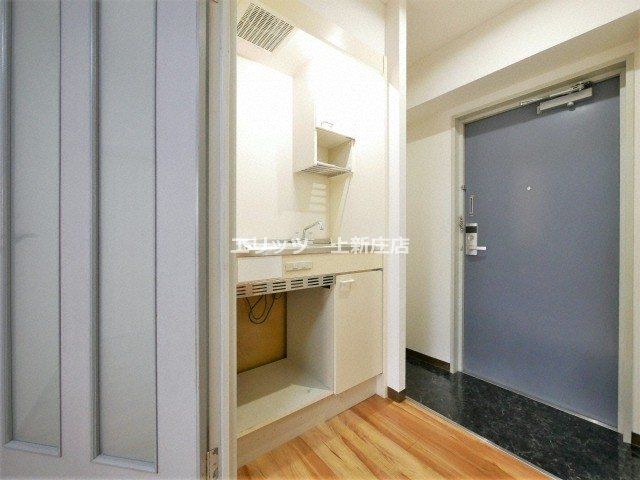 キッチン　バルコニー