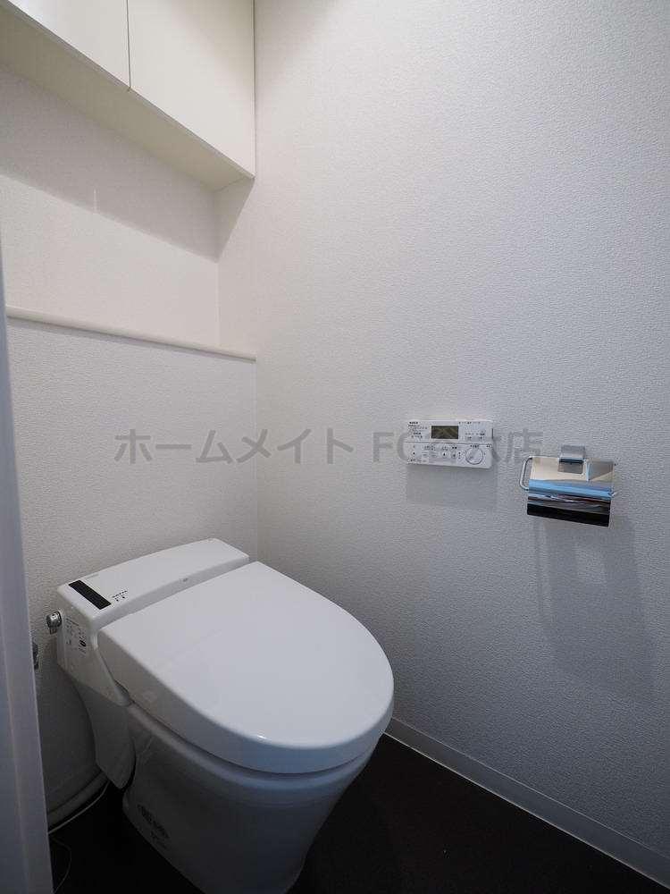 トイレ　ギャラリー谷町