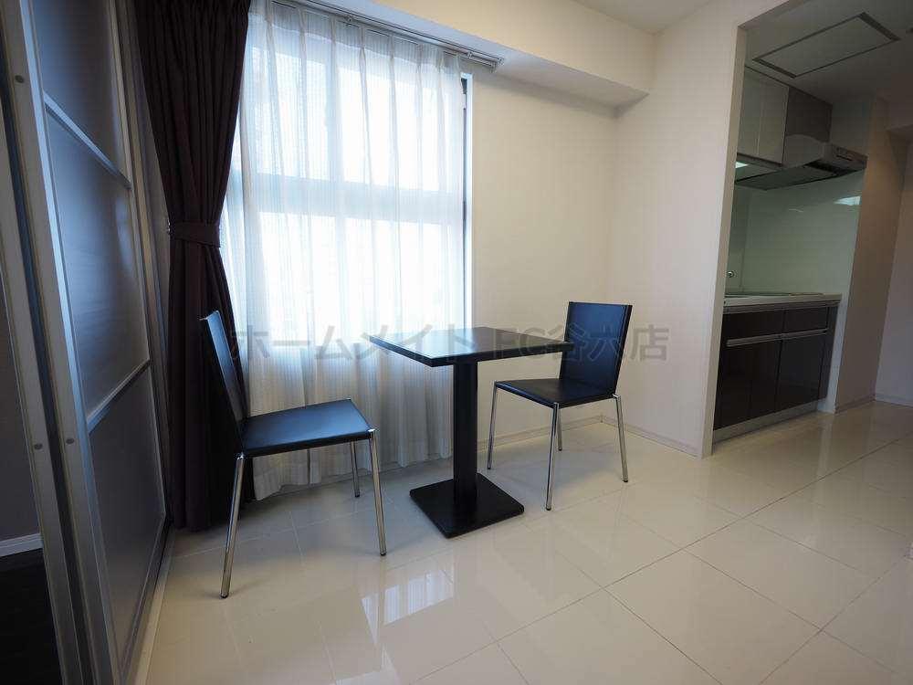 居室・リビング　ギャラリー谷町