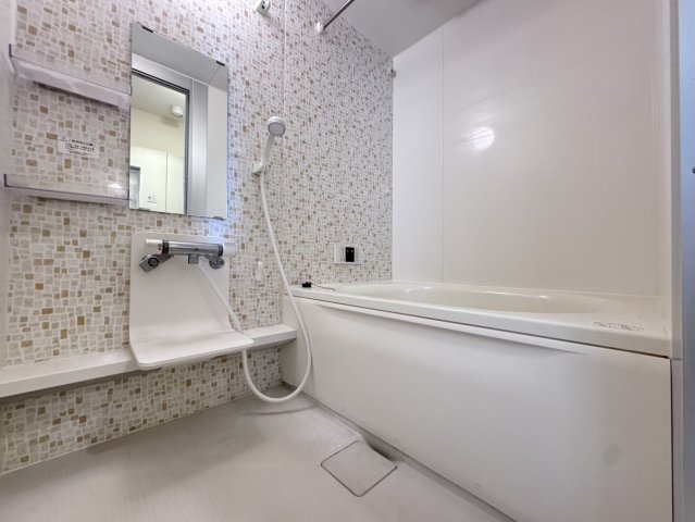 バス・シャワールーム　当社、チルホームのHPもご覧ください(^^)/物件情報多数♪