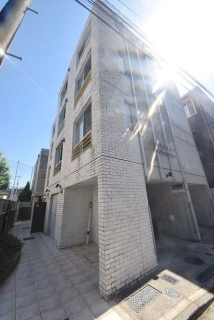 建物外観　お問い合わせはタウンハウジング阿佐ヶ谷店まで