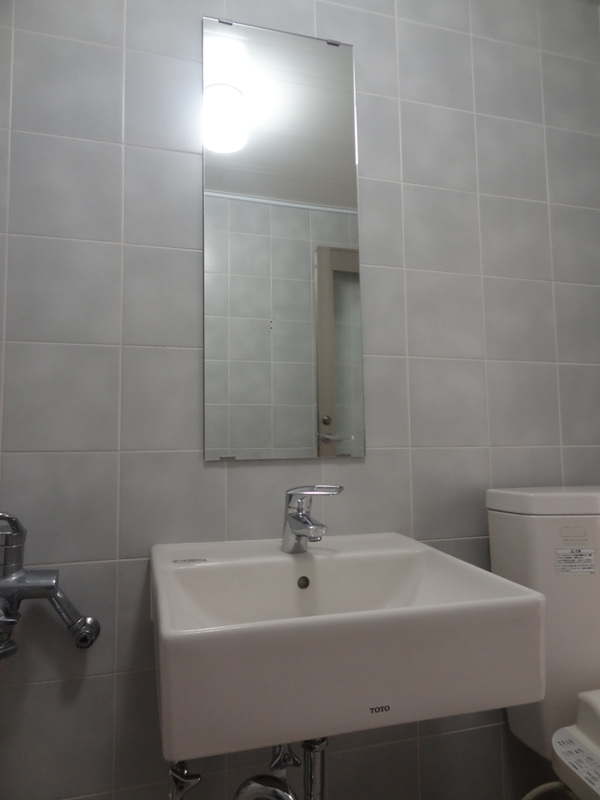 洗面設備　※別部屋の参考写真です。