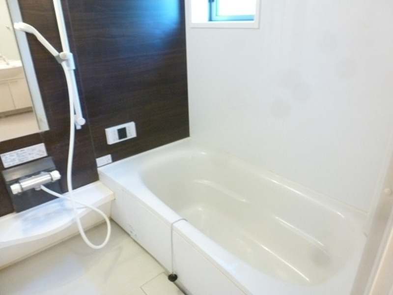 バス・シャワールーム　図面と現状に相違がある場合には現状を優先