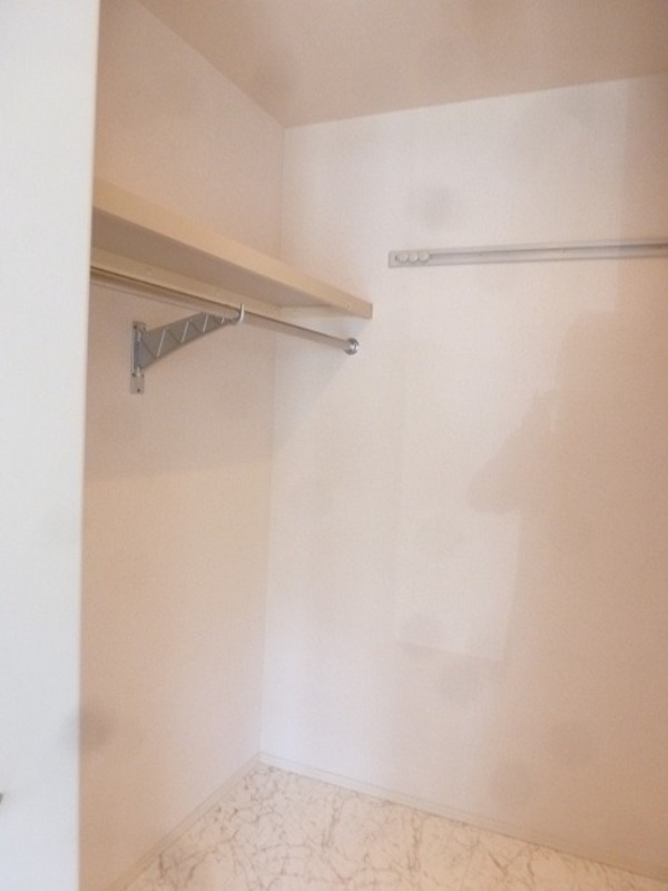 収納　図面と現状に相違がある場合には現状を優先