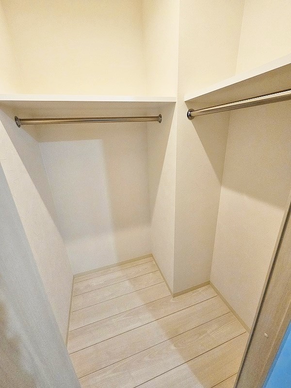 収納　同一マンション同型タイプ※床がブラウンになります