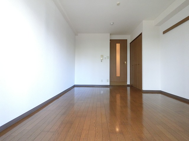 居室・リビング　※室内は現況を優先します