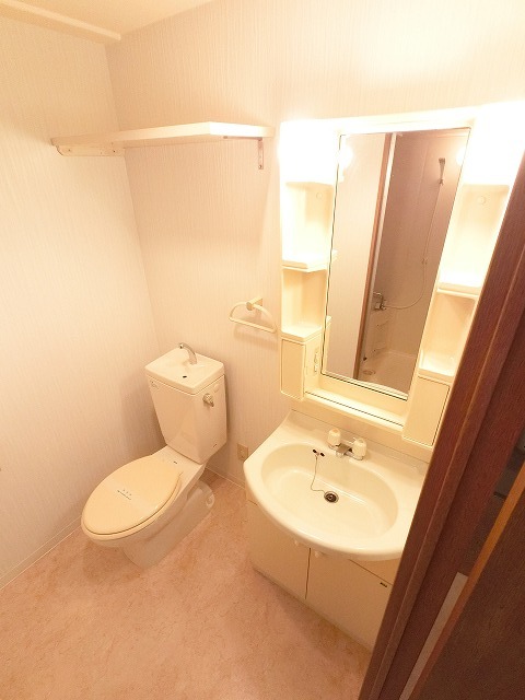 洗面設備　※室内は現況を優先します