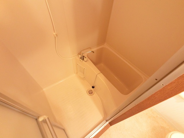 バス・シャワールーム　※室内は現況を優先します