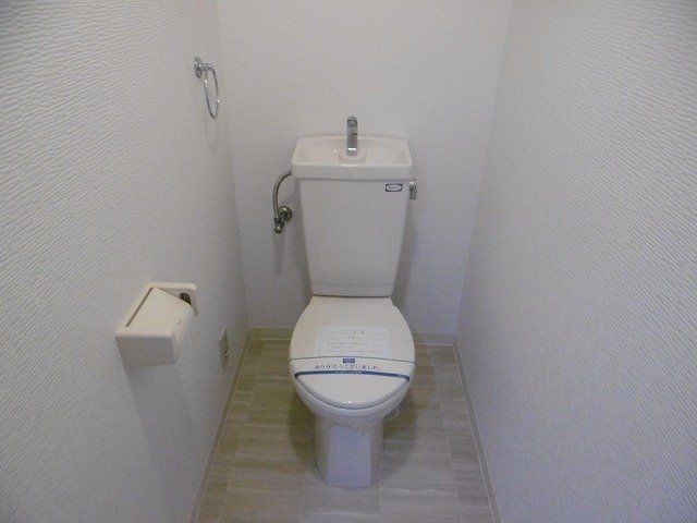 トイレ　清潔なトイレです。