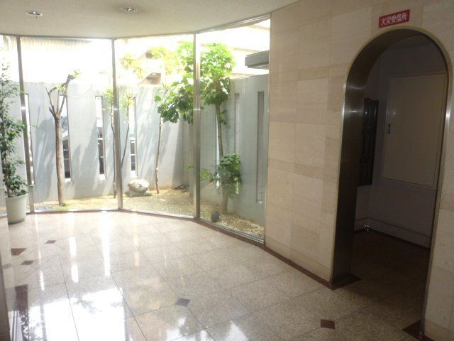 その他共有部分　エントランスです。