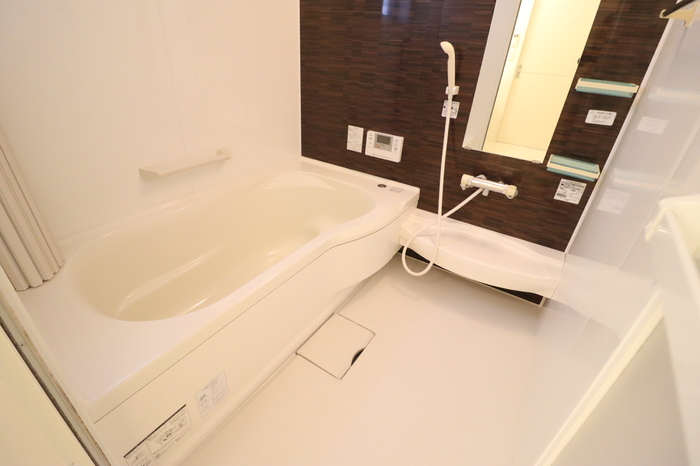 バス・シャワールーム　※写真は１号室の物です