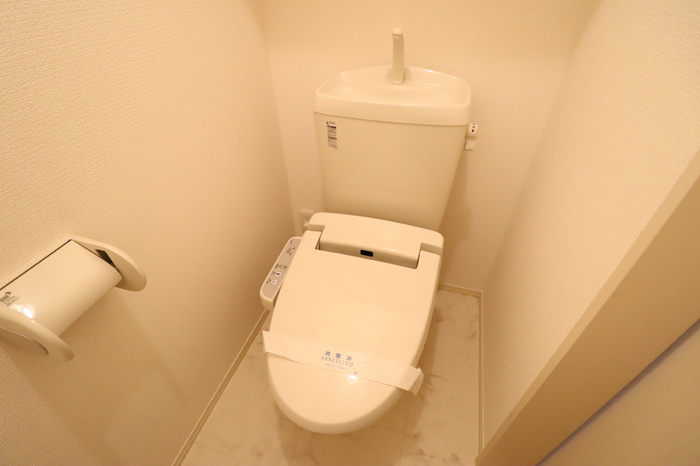 トイレ　※写真は１号室の物です