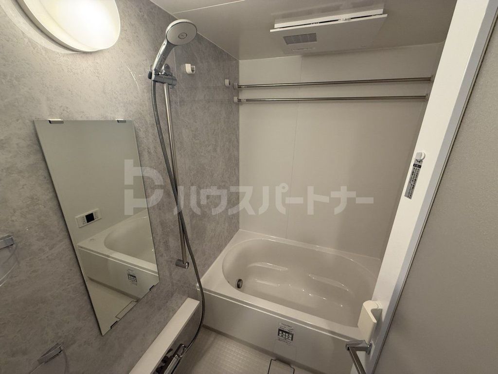 バス・シャワールーム　バス