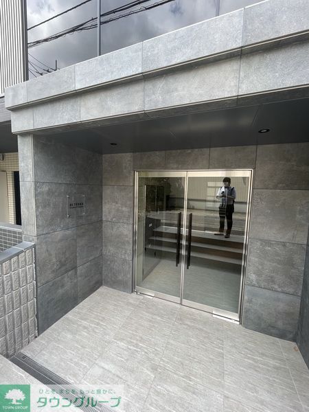 エントランス　エントランス