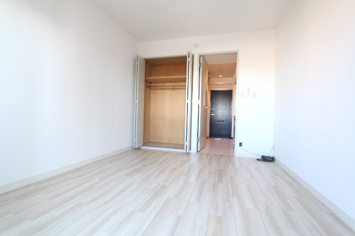 収納　洋室※参考写真