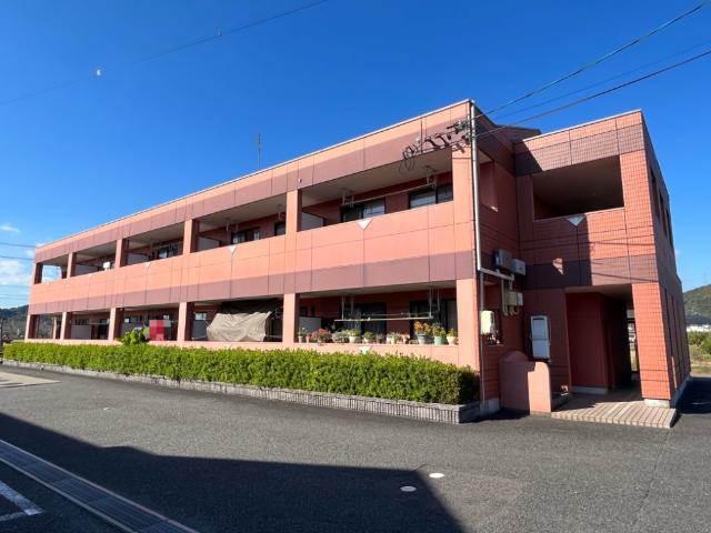 エントランス　外観写真（昼）