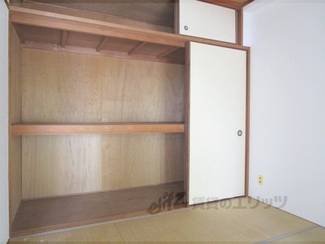 居室・リビング　和室