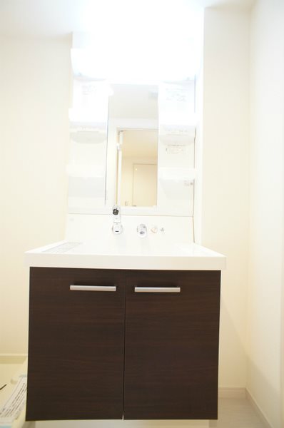 洗面設備　独立洗面台完備