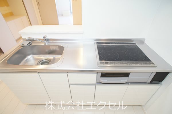 キッチン　２口ＩＨコンロ付のキッチンです。