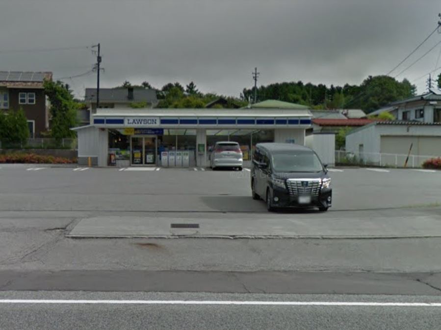 コンビニ　ローソン 軽井沢借宿店（コンビニ）まで948m