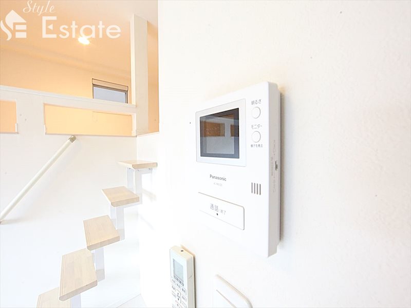 セキュリティ　モニター付きインターホン