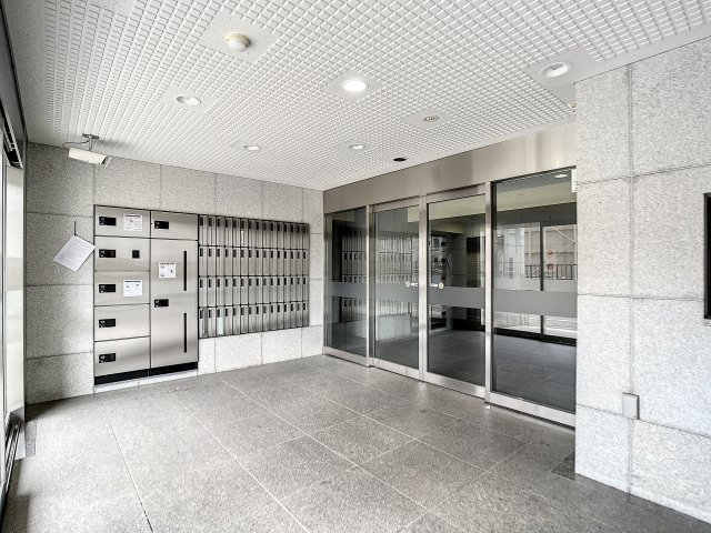 ロビー　落ち着いたロビーです