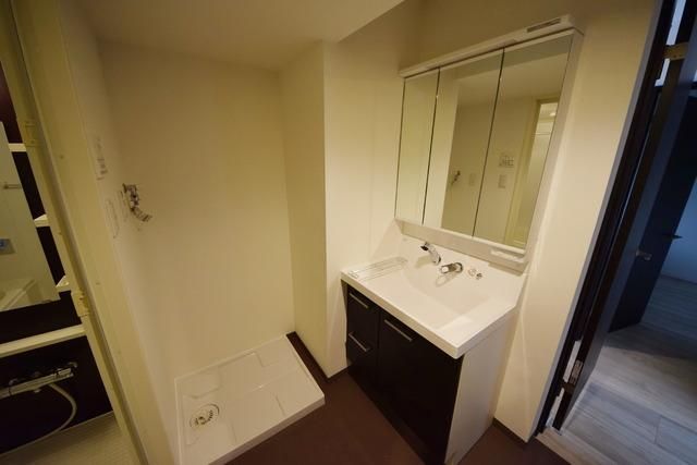 洗面設備　★忙しい朝の支度に便利シャンプードレッサ★