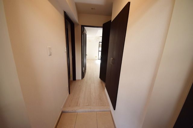 玄関　★明るい玄関スペースです★