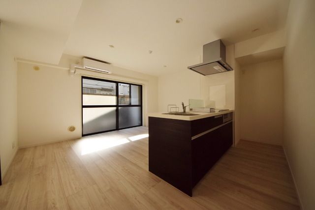 その他部屋・スペース　★お洒落なカウンターキッチンタイプのリビングです★