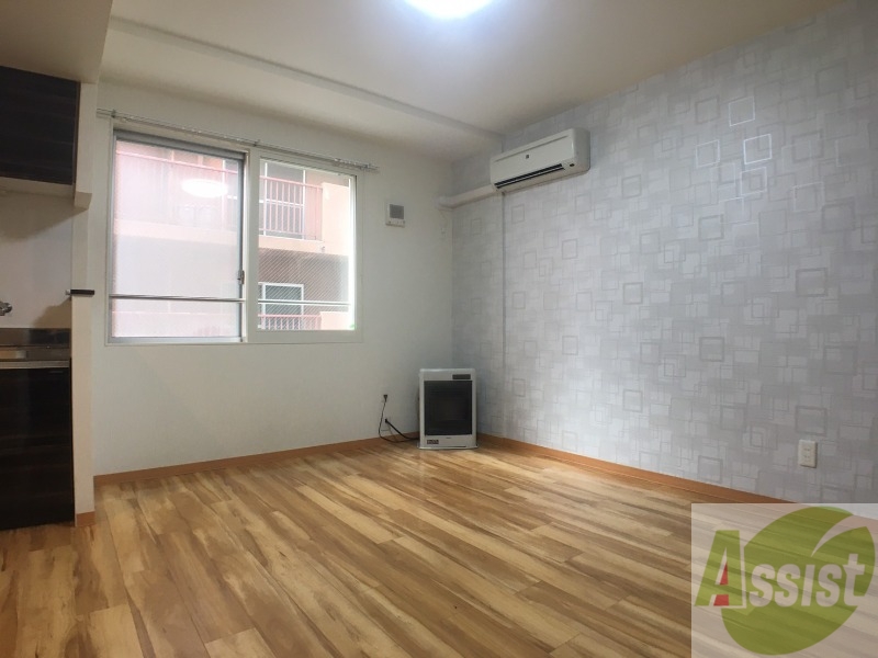 居室・リビング　広くてキレイなお部屋が広がっていて、充実した生活が送れそう。