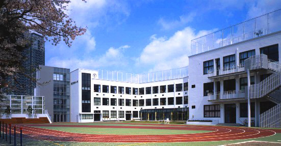 小学校　港区立高輪台小学校（小学校）まで423m