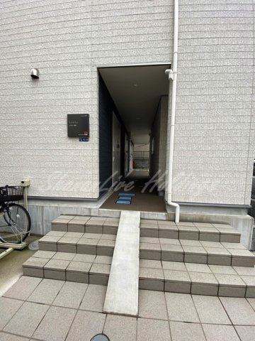 エントランス　共有部分のエントランス
