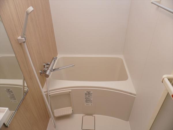 バス・シャワールーム　浴室