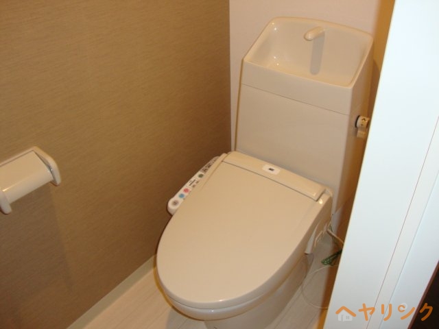 トイレ　シャワー付トイレ