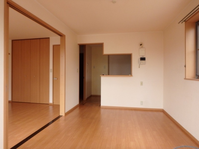 居室・リビング　図面と現状に相違がある場合には現状を優先