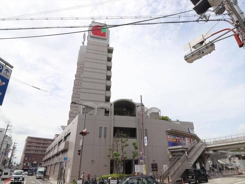 建物外観　駅直結・１階商業施設で便利