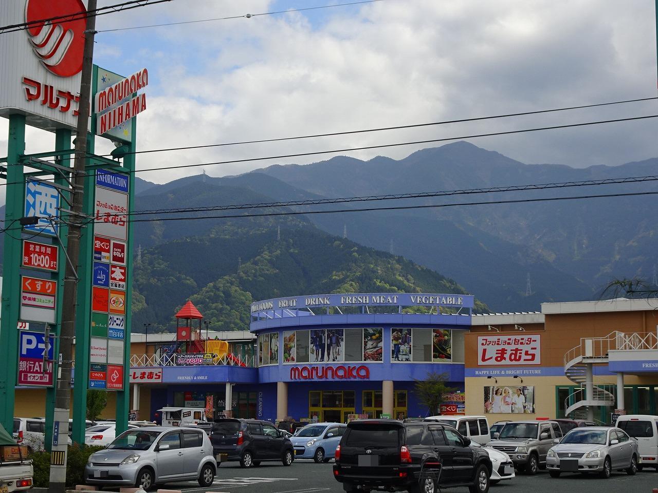スーパー　マルナカ新居浜本店（スーパー）まで2073m