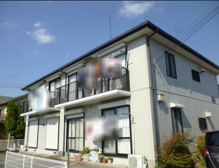 建物外観　エスペランサ・ディアス B棟の外観です